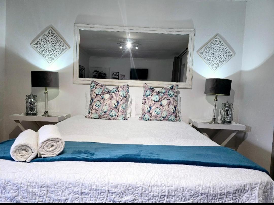 Zhantique Guest House 1- Unit 5 Boksburg Bagian luar foto